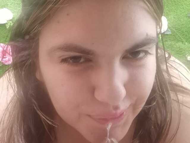 Hugetitties's profile - Image n°8