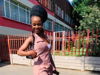 Webcam sex con Hunbree