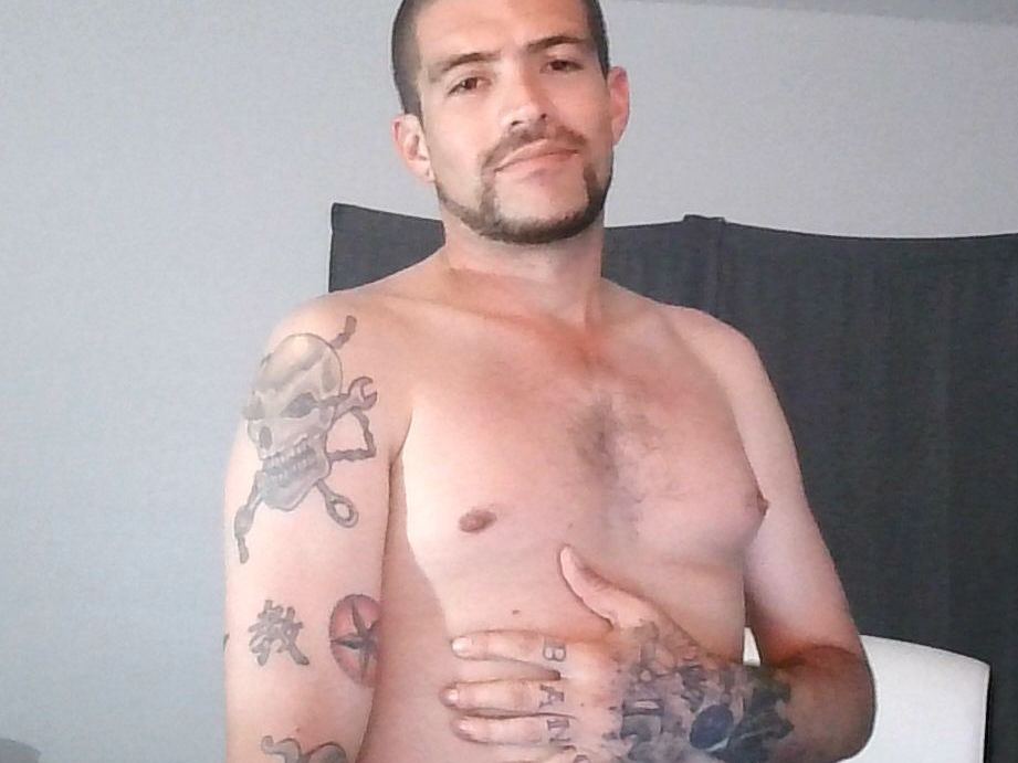 Hungtattedhandsome's profile - Image n°0