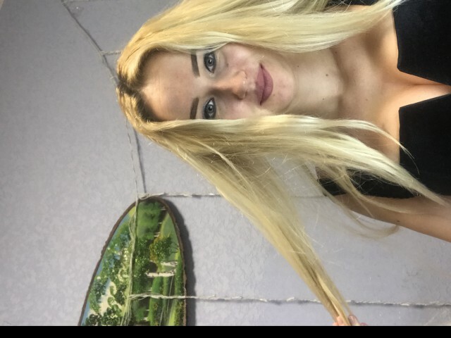 IamHotBlonde's profiel - Afbeelding n°7