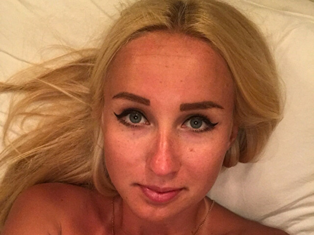 IamHotBlonde's profile - Image n°2