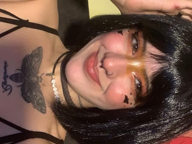 Iamvalentina18's profile - Image n°1