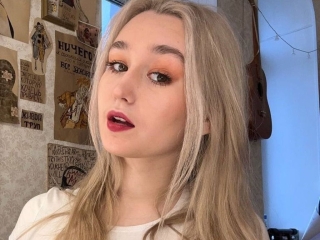 Webcam sex con Ilianaeggenberg
