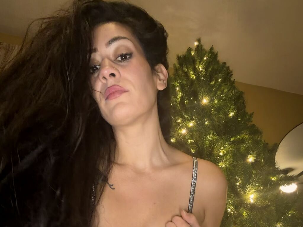 Illustriouslana' profilo - Immagine n°1