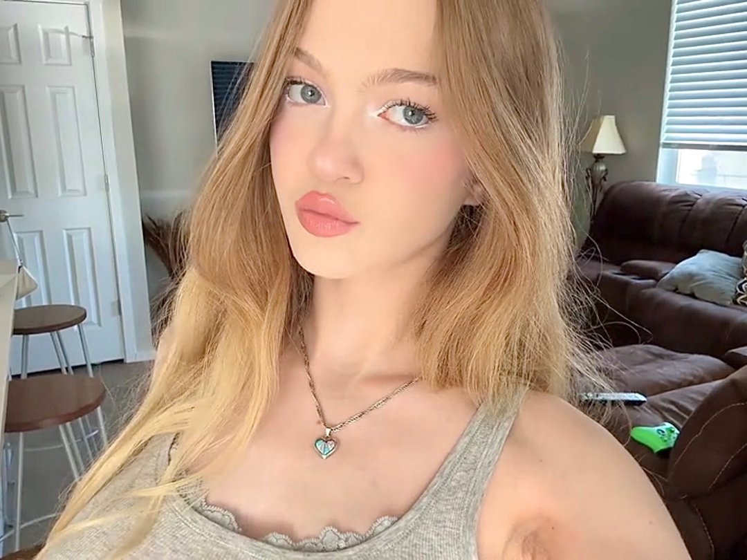 Imolivia's profile - Image n°1