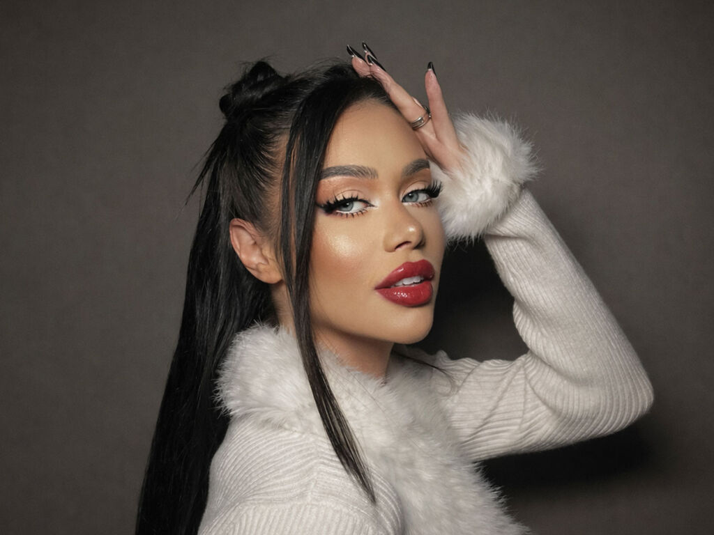 Profil de IngridSaint - Photo n°0