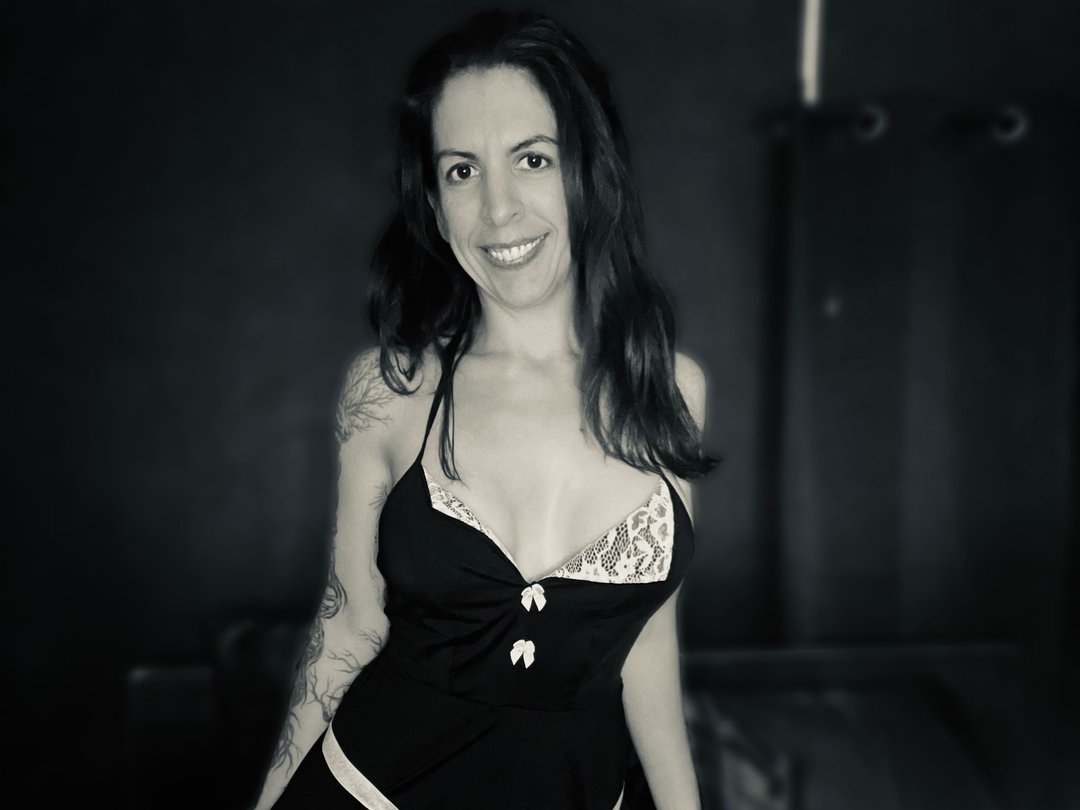 Inkednerdynaughty's profiel - Afbeelding n°1