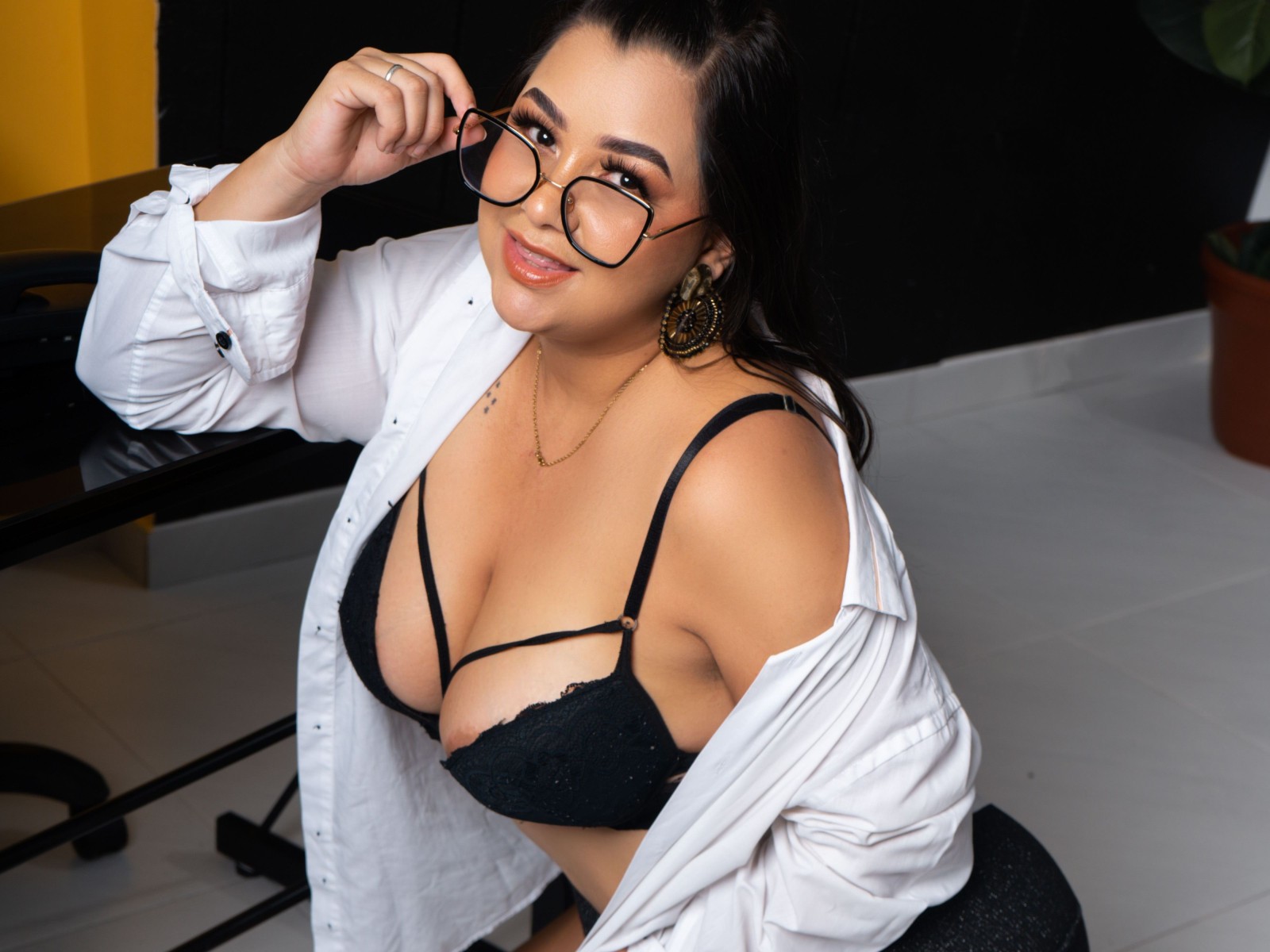 Ireneandgeorge's profile - Image n°3