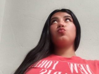 Webcam sex con Iris_Laus