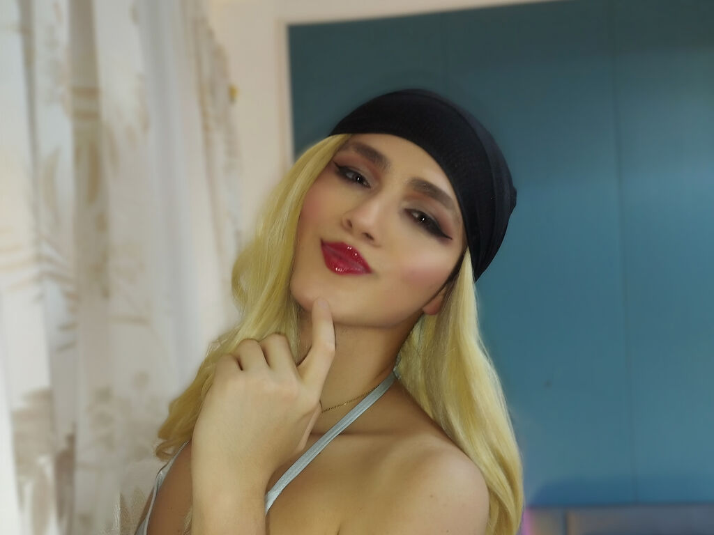Isabeldiamond's profile - Image n°1