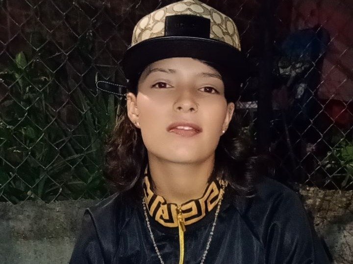 Perfil con Isabella_Rossii - Imagen  n°0