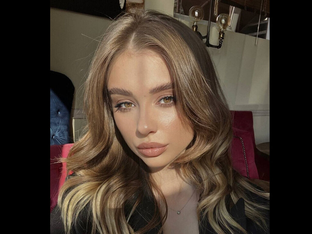 Isabellaamia's profile - Image n°0