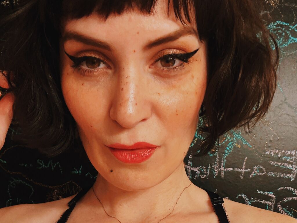 Isadorabelle's profile - Image n°1