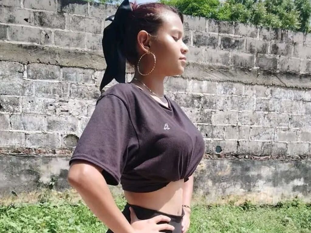 Isadoratompson's profile - Image n°0