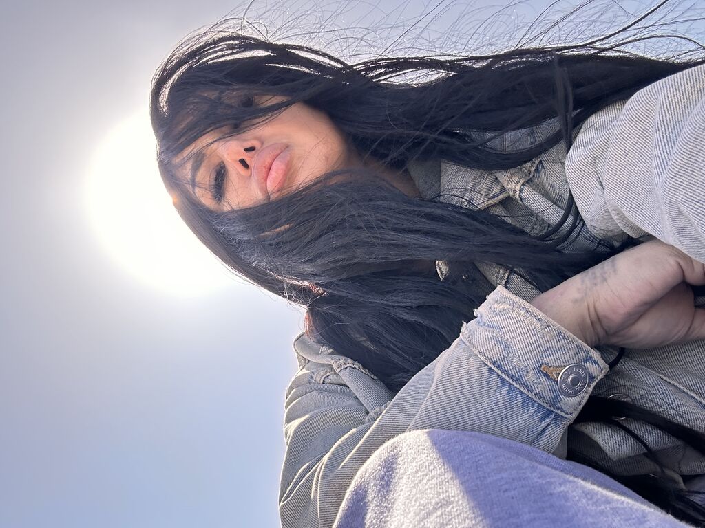 Isarosas's profile - Image n°1