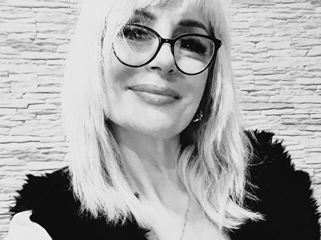 IselinElle's profile - Image n°2