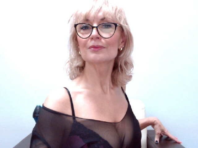 IselinElle's profile - Image n°0