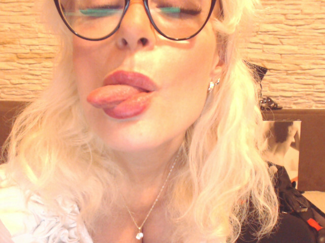 IselinElle's profile - Image n°4
