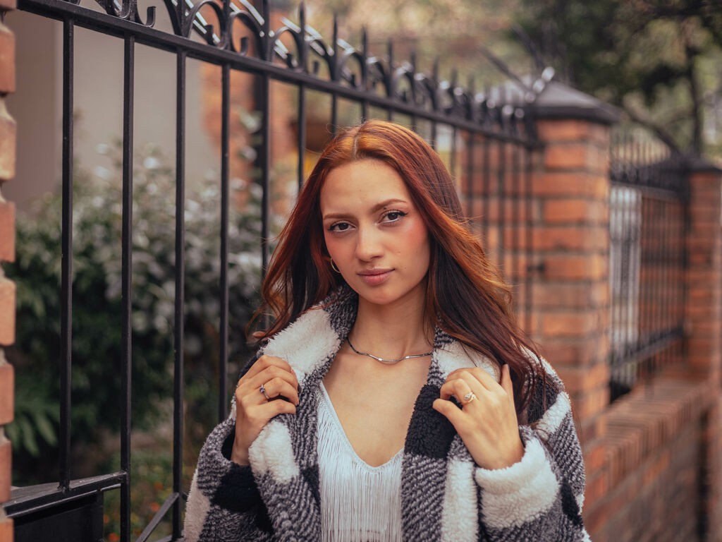 Isisgrey's profile - Image n°1