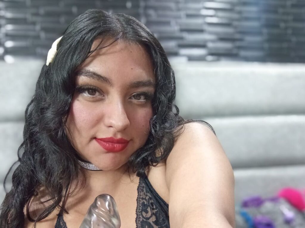 Isislauneth's profile - Image n°1