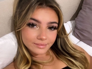 Itshoneybby's Sexcam