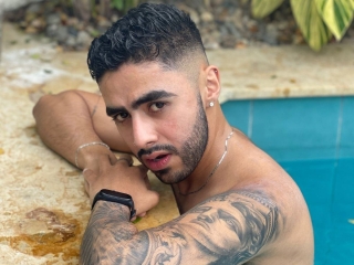 Webcam sex con Itsmeeros
