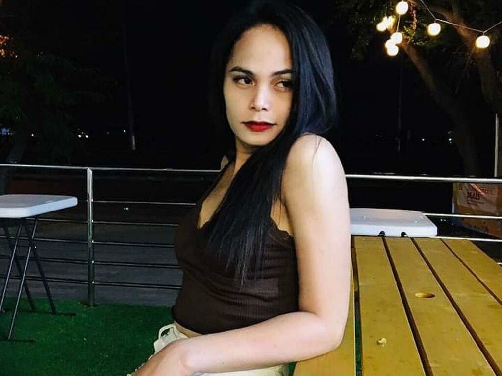 Ivanajaxton's profile - Image n°1