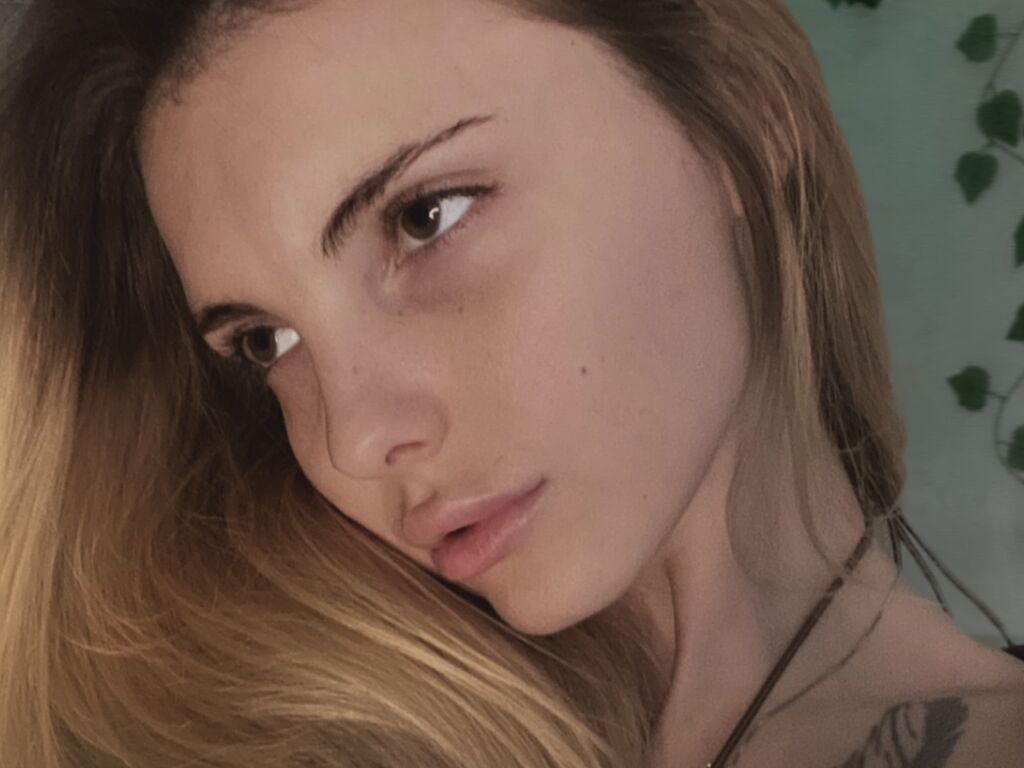 Ivimoore's profile - Image n°0