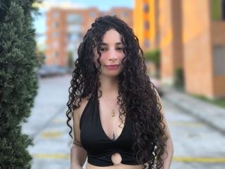 Ivonne_Gold's Sexcam