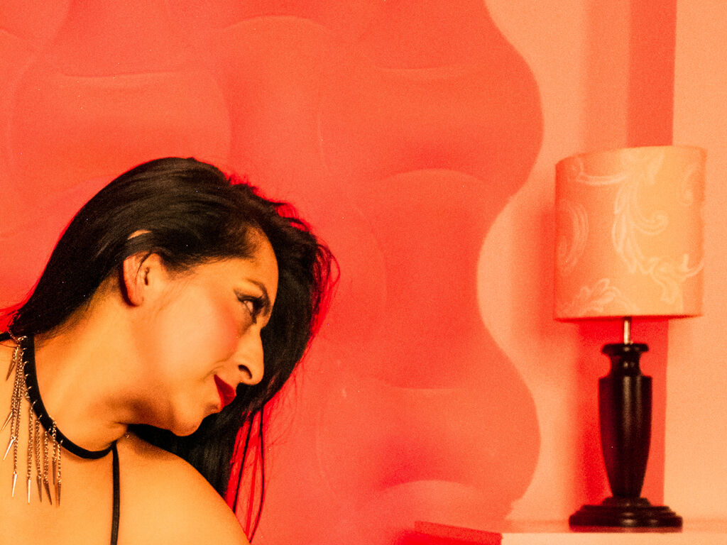 Ivonnecarlson's profile - Image n°2