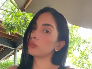 Sexo por webcam con Ivonny_Hills