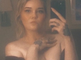 Sexo por webcam con Ivy2224949444