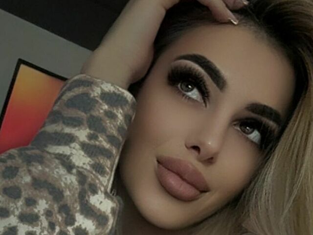 IvyLiciouss's profile - Image n°1