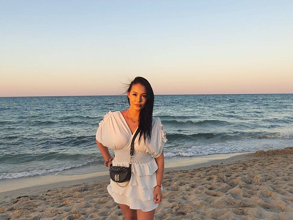 JameliaRose's profile - Image n°3