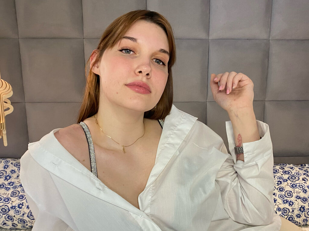 Janierandolph's profile - Image n°1