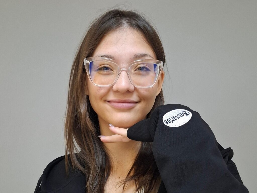 Janinaharling's profile - Image n°0