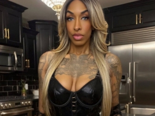 Webcam sex with Januaryvice