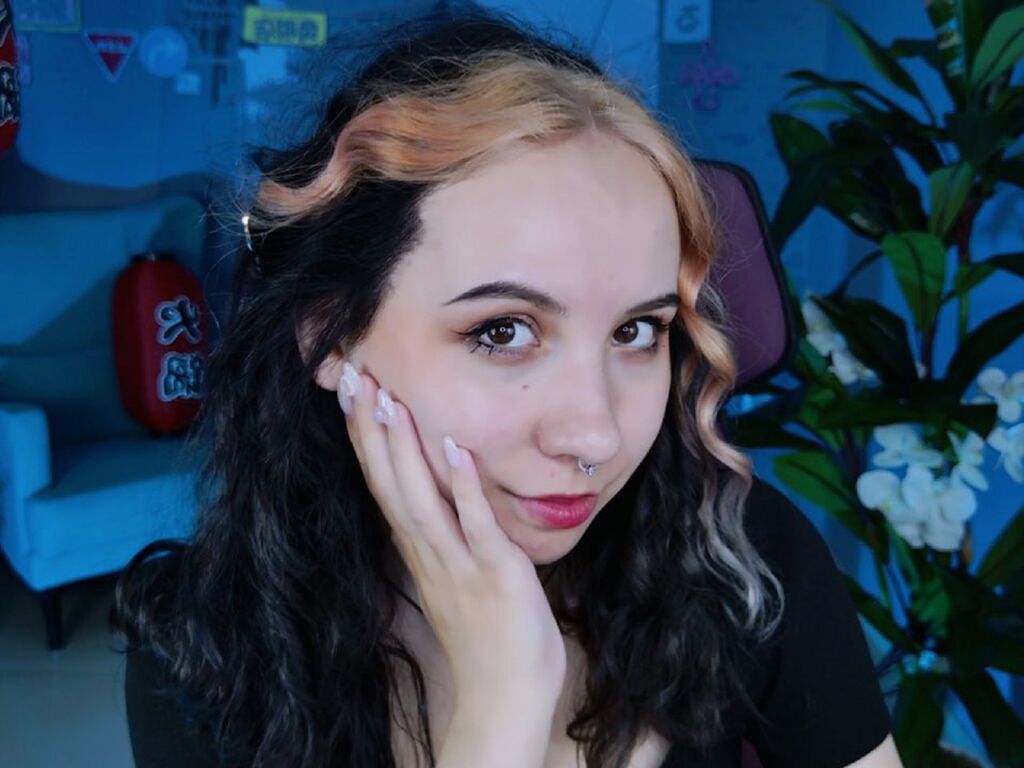 Jasminemilko's profile - Image n°4