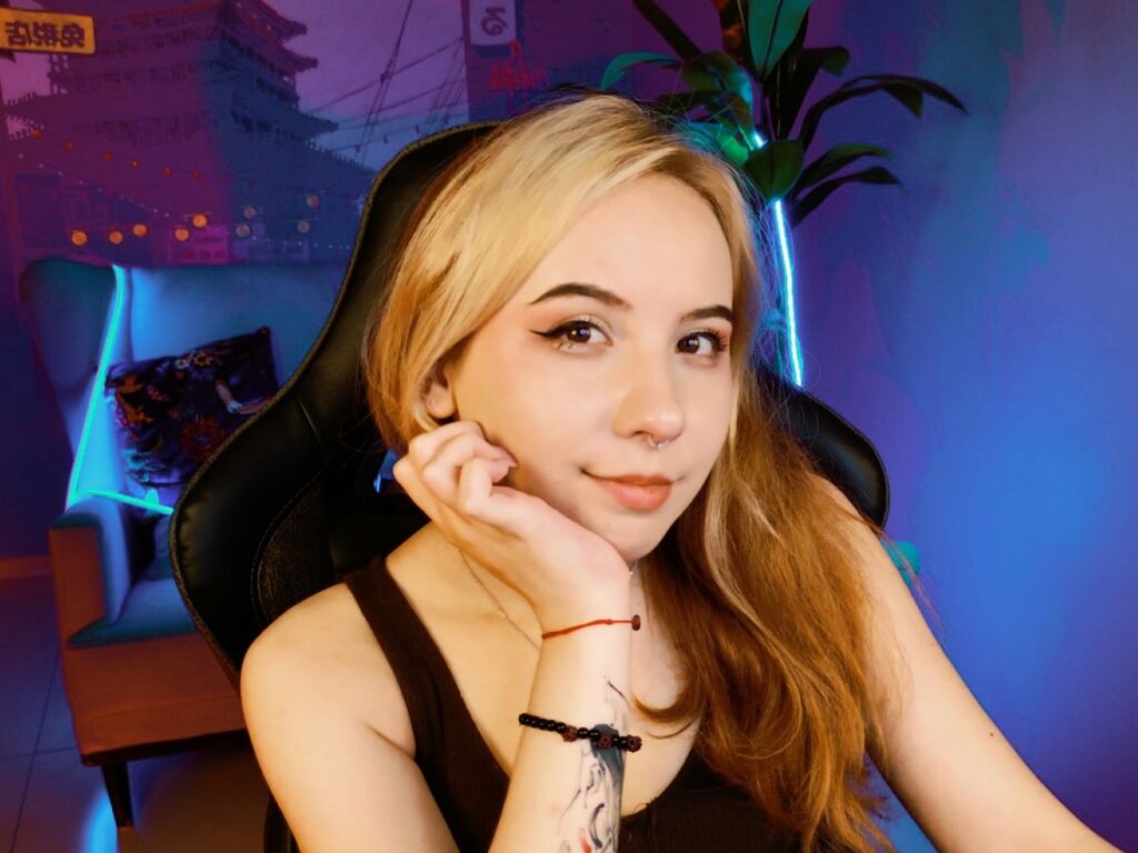 Jasminemilko's profile - Image n°3