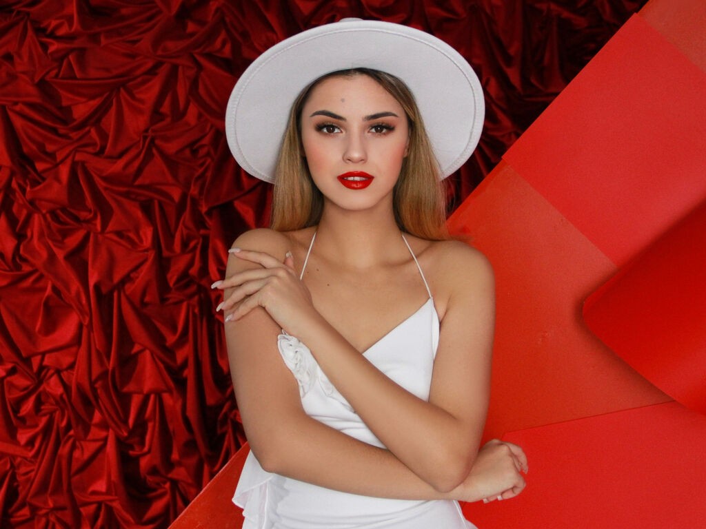 Jasminewilkins's profile - Image n°3