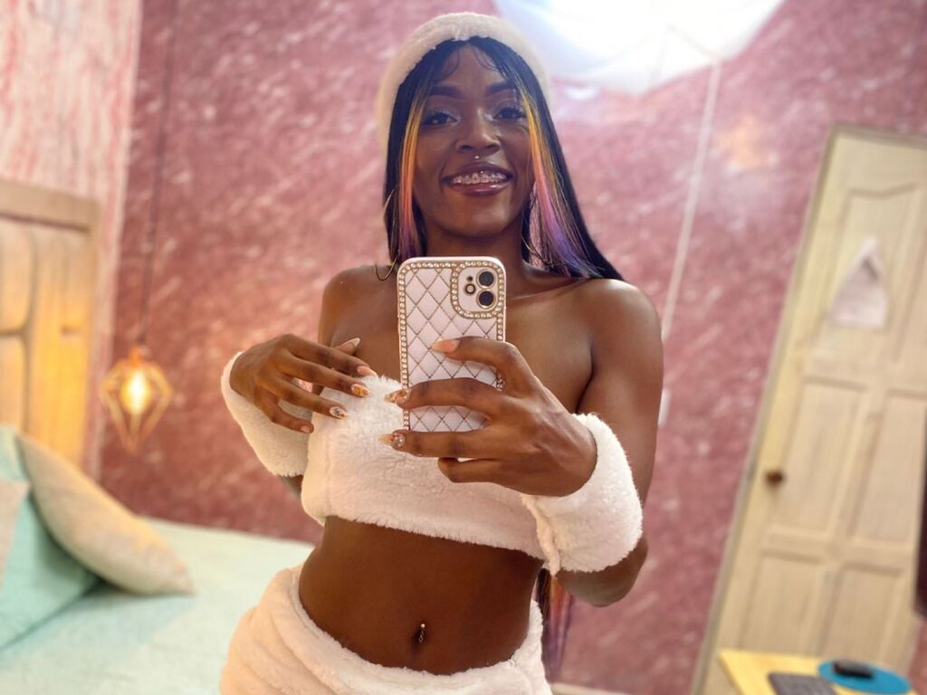 Jazminebony's profile - Image n°1