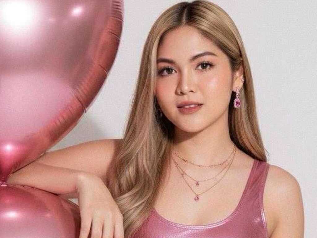 Jazminelicious's profile - Image n°2