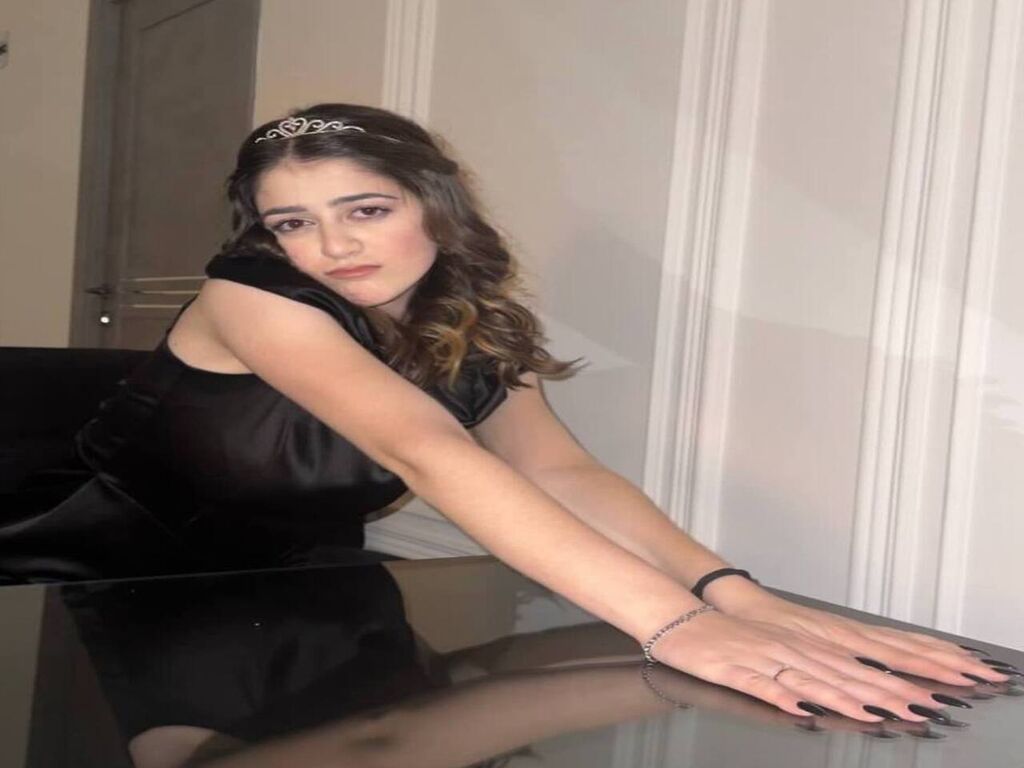 Jennifeeradams's profile - Image n°0