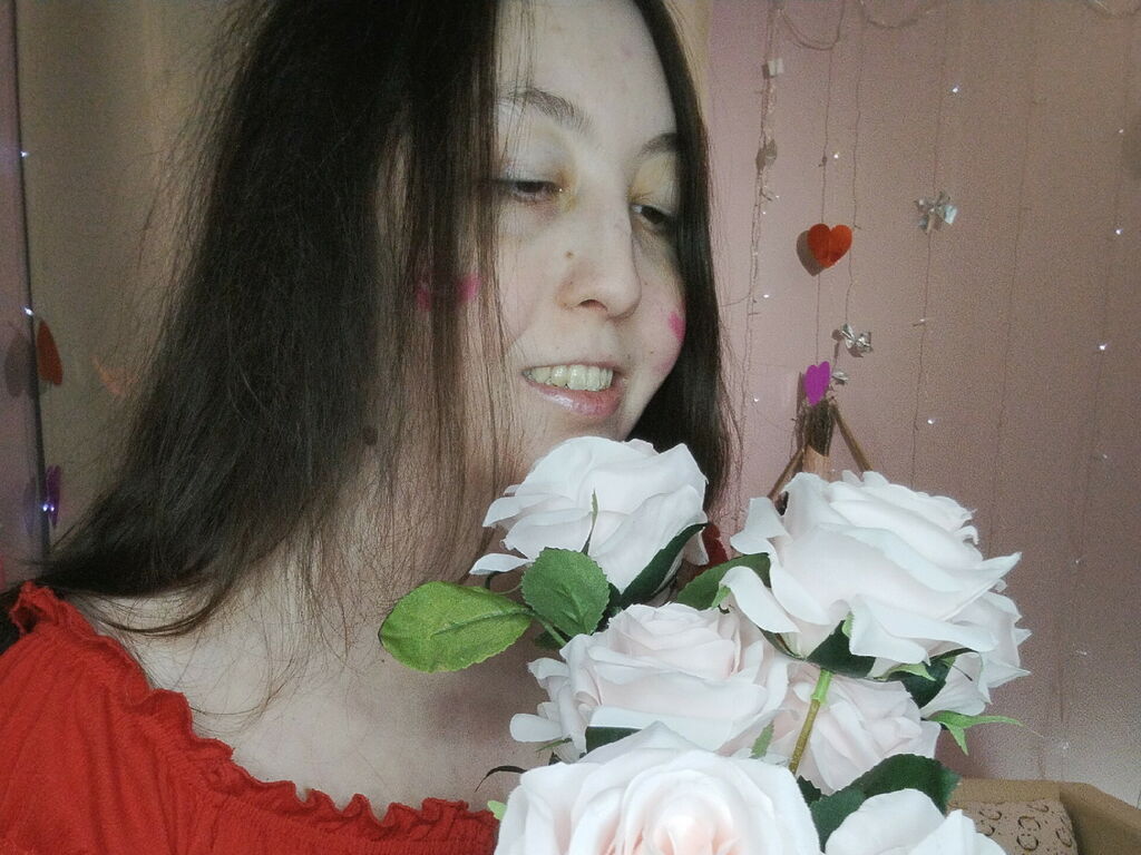 Jennrosy's profile - Image n°1