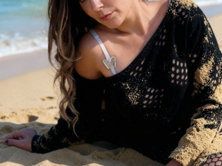 Webcam sex with Jessieholmes69