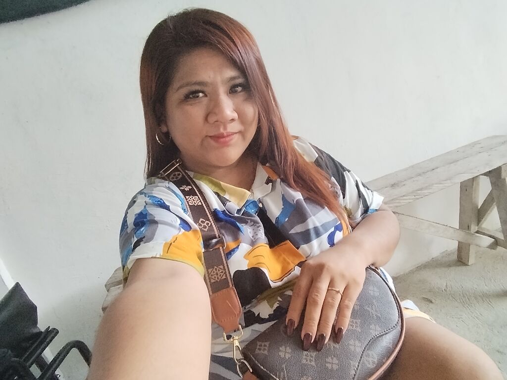 Jhennyreyes's profile - Image n°0