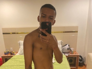 Jhon_Hot099's profiel