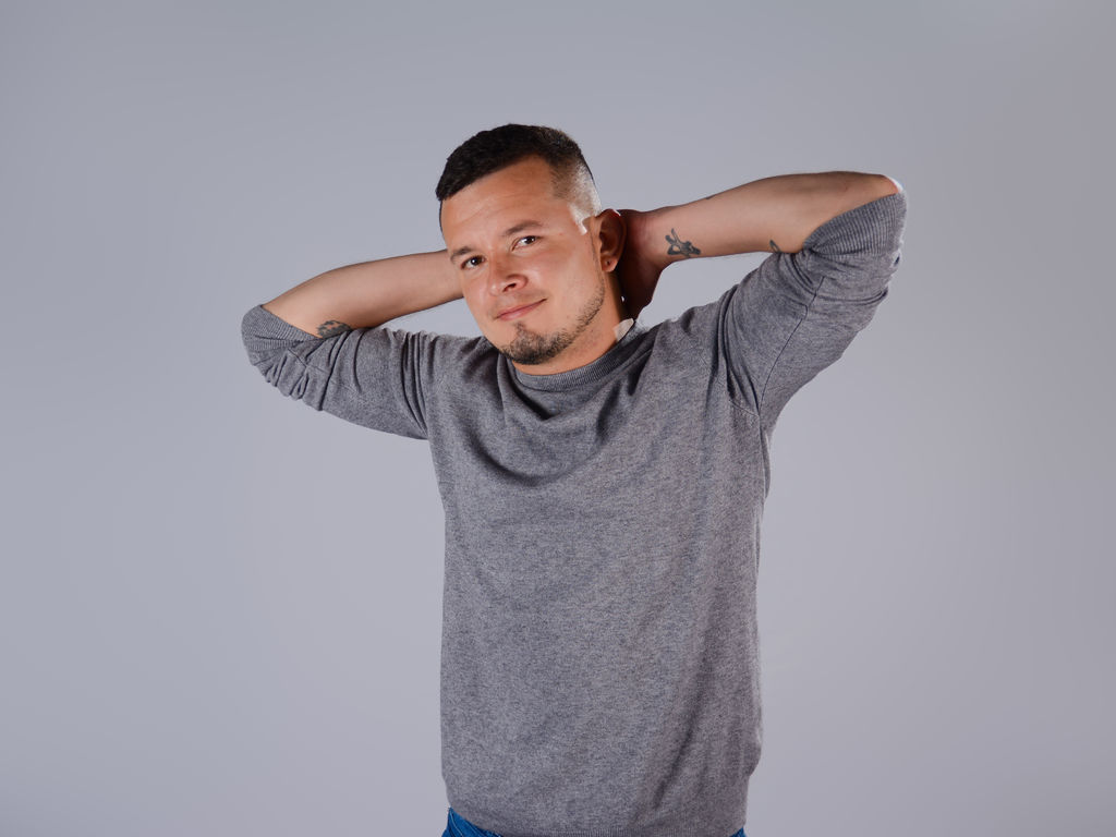 JhonyBotero's profile - Image n°0