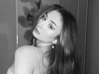Webcam sex con Jiiggly