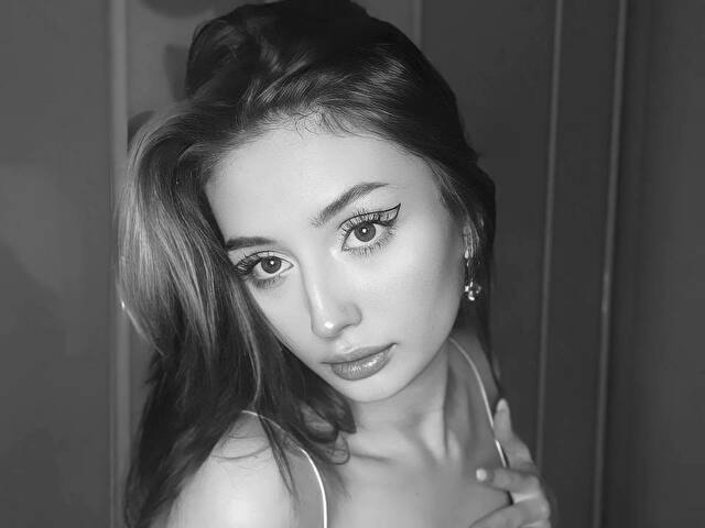 Jiiggly's profile - Image n°24